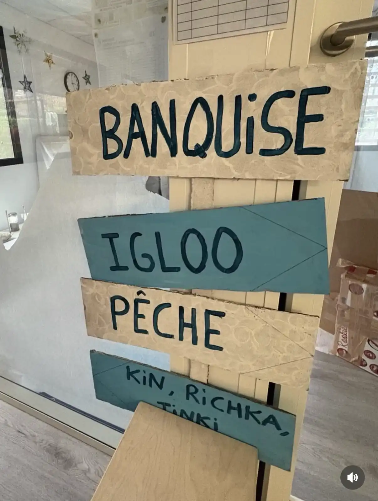 Premier visuel du carrousel banquise des Micro-Creches de Provence